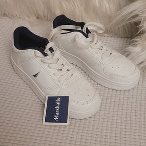 Nautica White Sneakers with Navy Interior